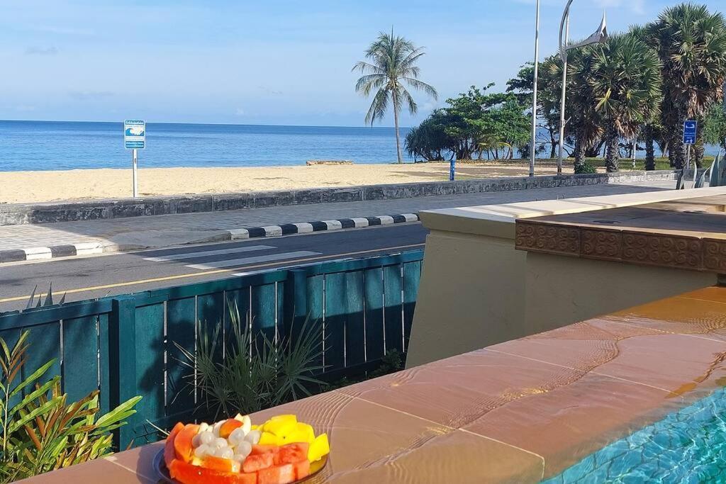 Karon Sea View Beach Apartment エクステリア 写真