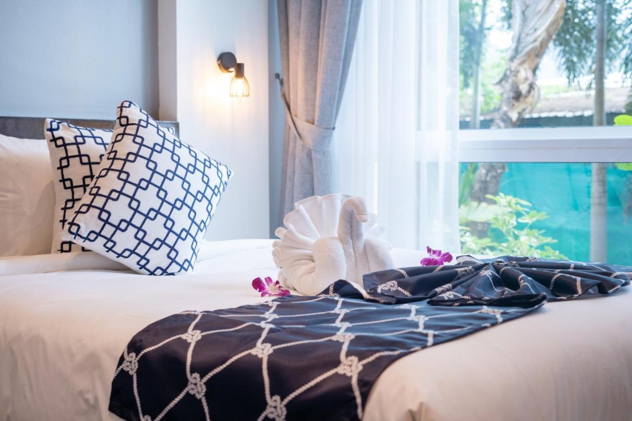 Karon Sea View Beach Apartment エクステリア 写真