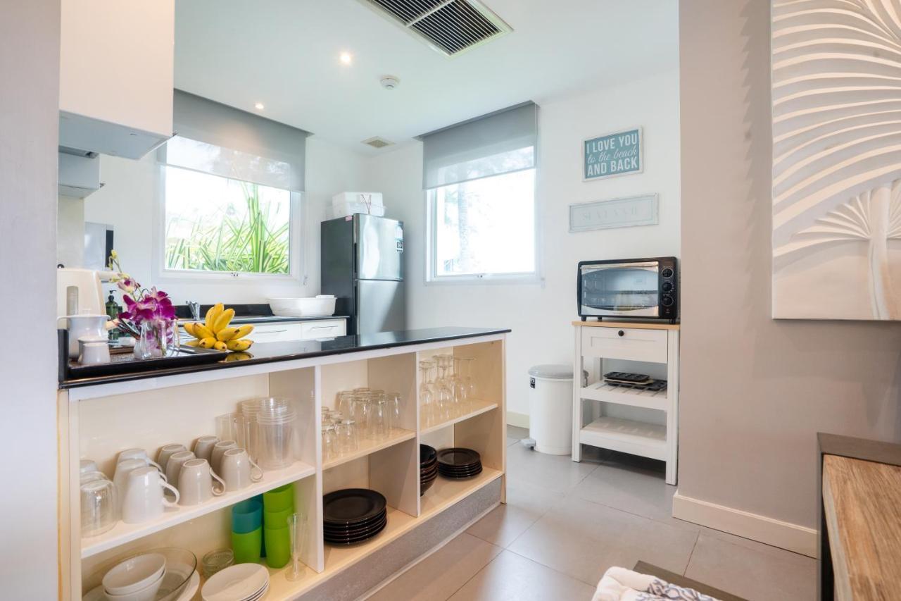 Karon Sea View Beach Apartment エクステリア 写真
