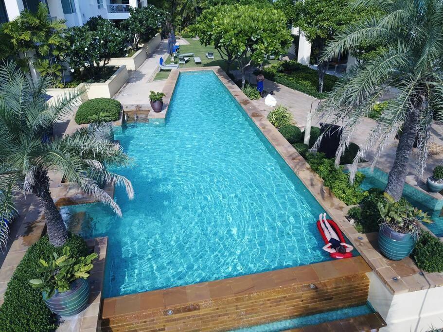 Karon Sea View Beach Apartment エクステリア 写真