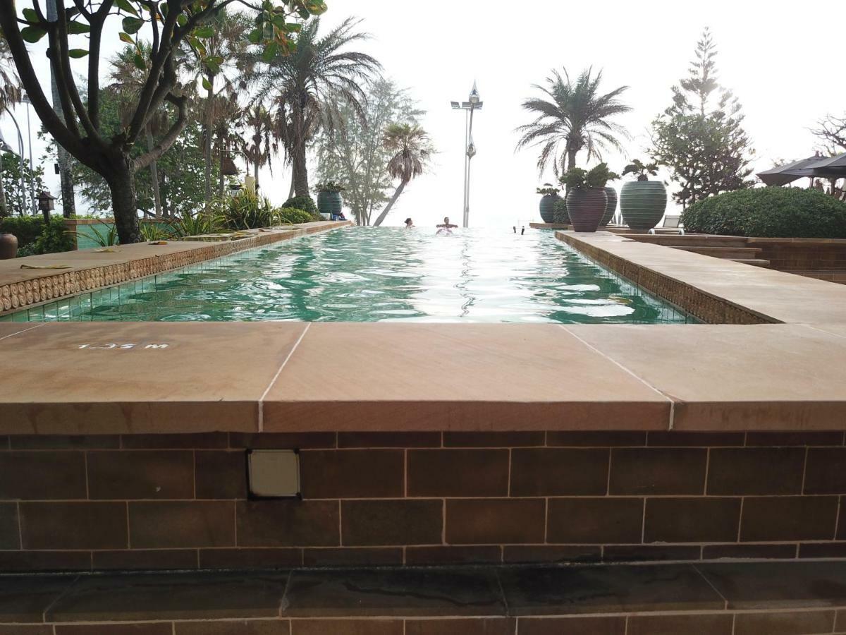 Karon Sea View Beach Apartment エクステリア 写真